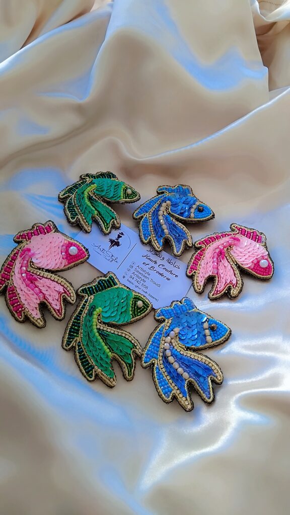 Broche brodé fais à la main/en gros sur commande